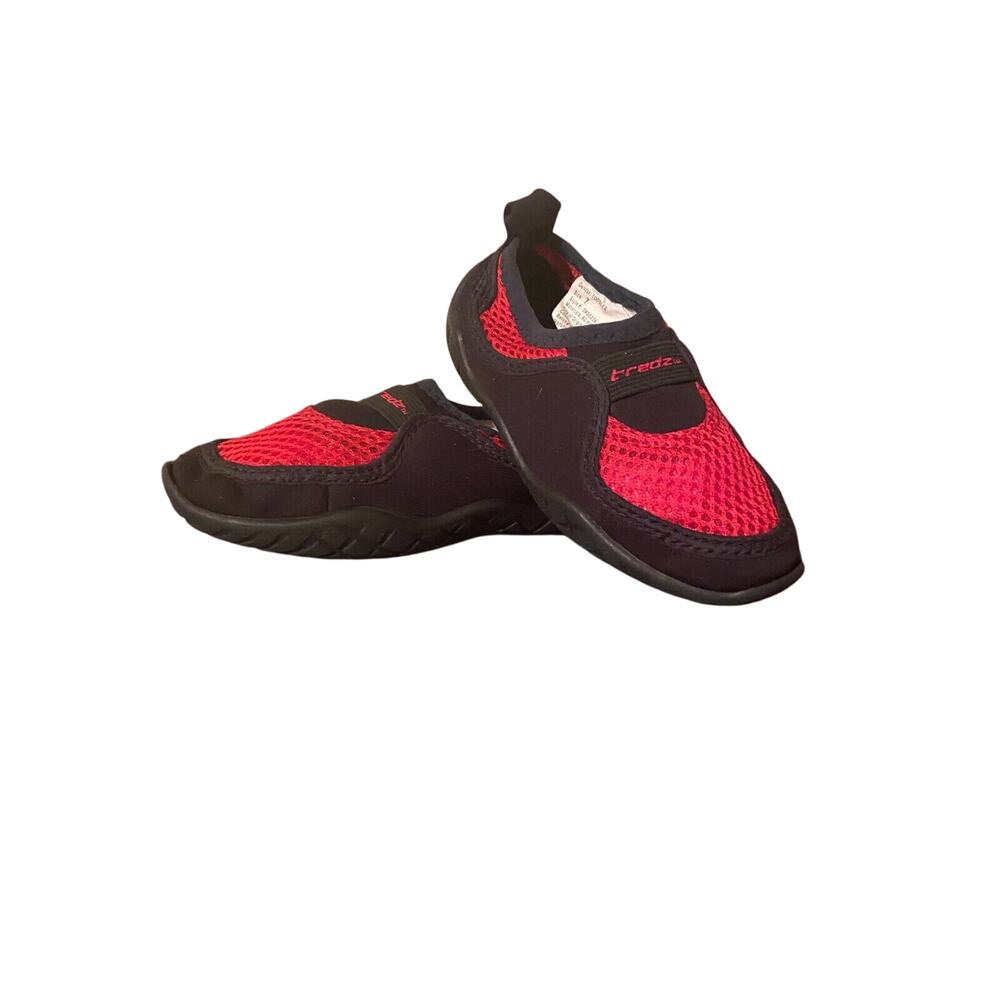 TODDLER TREDZ SHOES SIZE 7